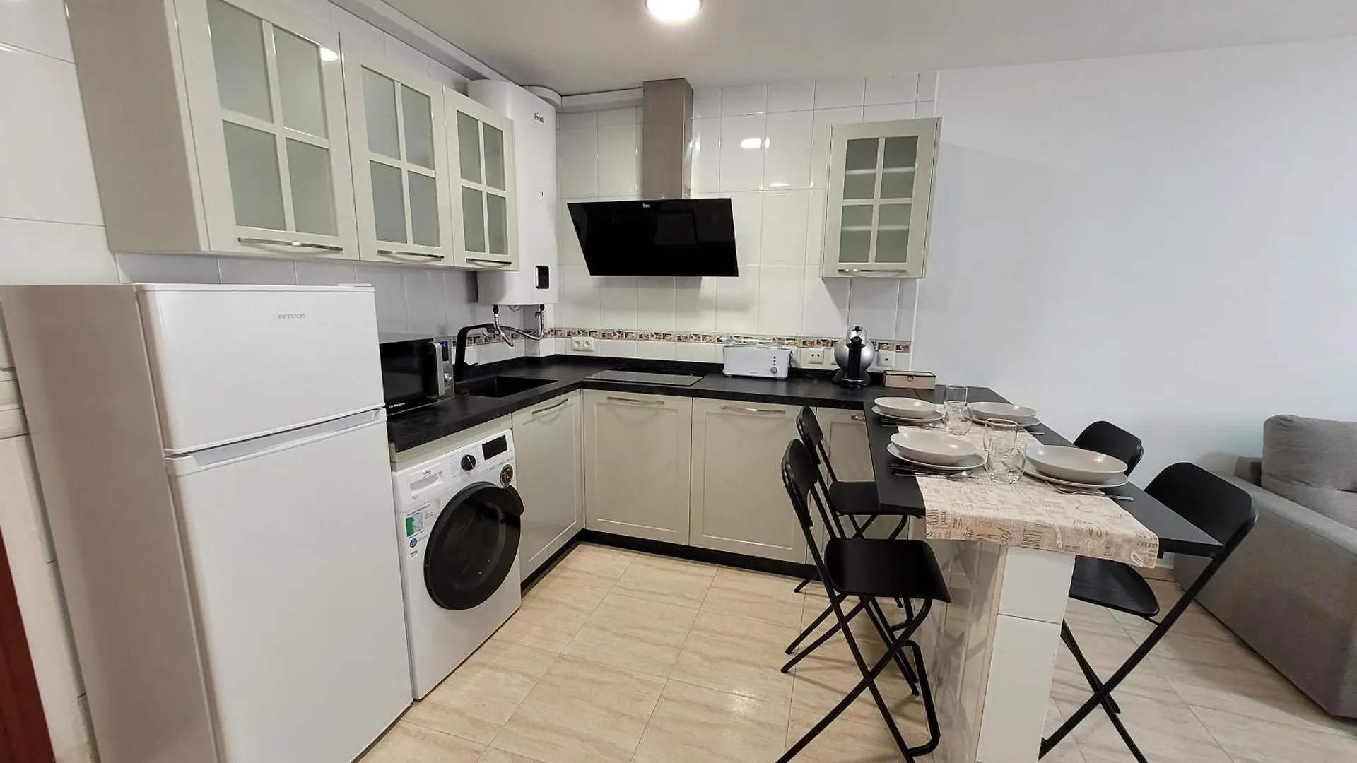 アパート Apartamento En マラガ